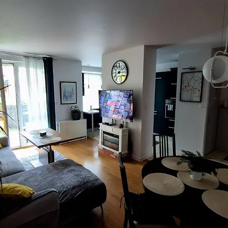 Lesna Oaza 3 Pokoje-65m Apartment Gdynia
